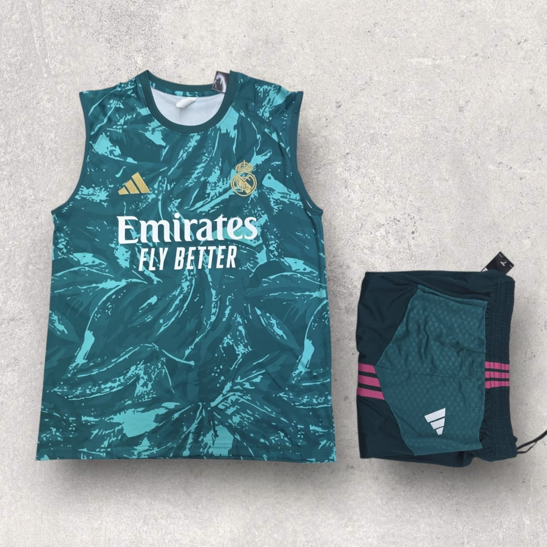 Real Madrid Teal Training Set